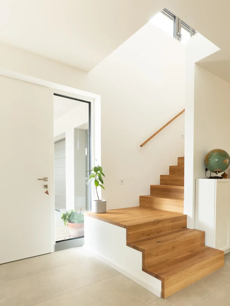 mct Wohnungsbau GmbH - schlüsselfertig bauen - Landau in der Pfalz - Hausbau - Manfred Monninger - Eugen Cattor - Achim Torn - Innenausstattung